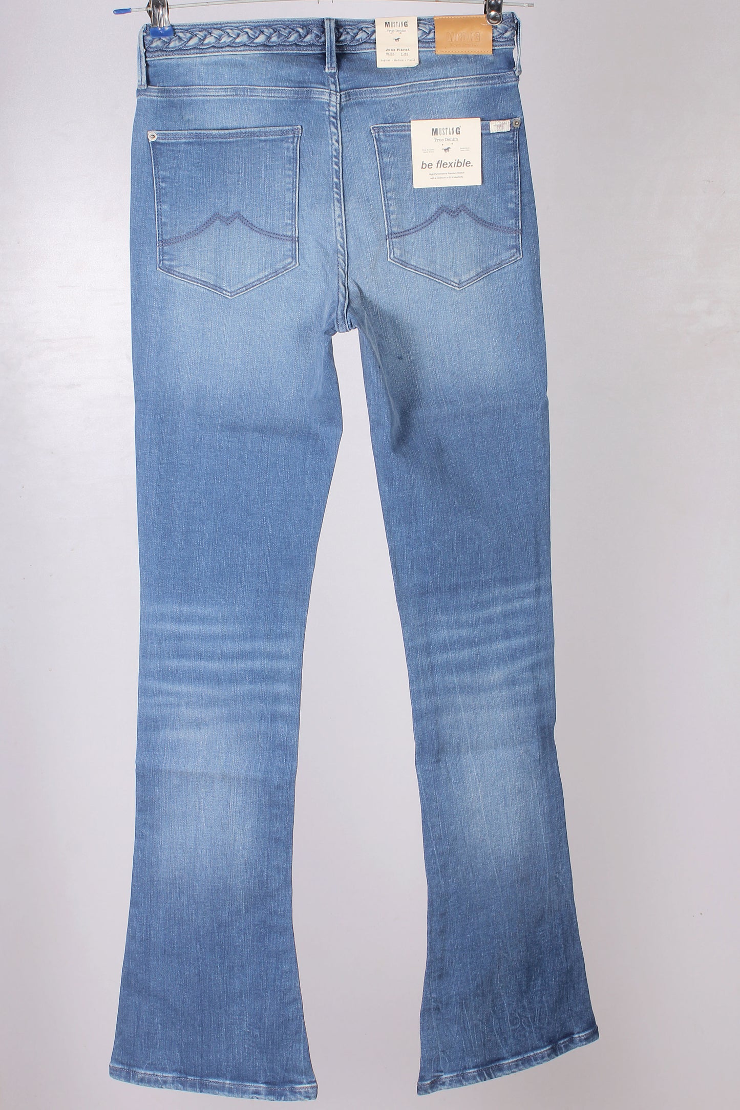 MUSTANG Women’s June Flared Jeans