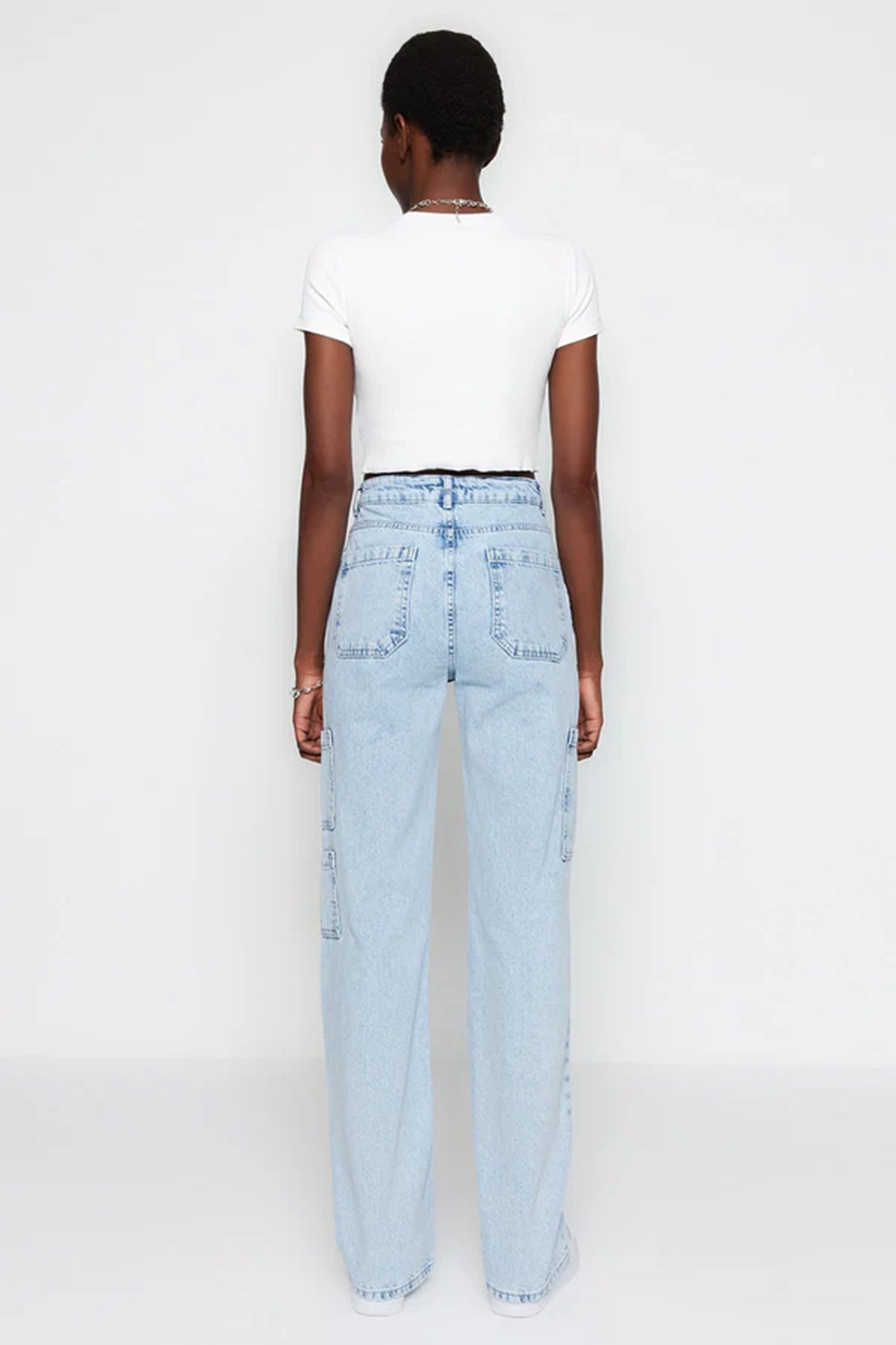 High-Waist Wide Leg Cargo Jeans – Light Wash
