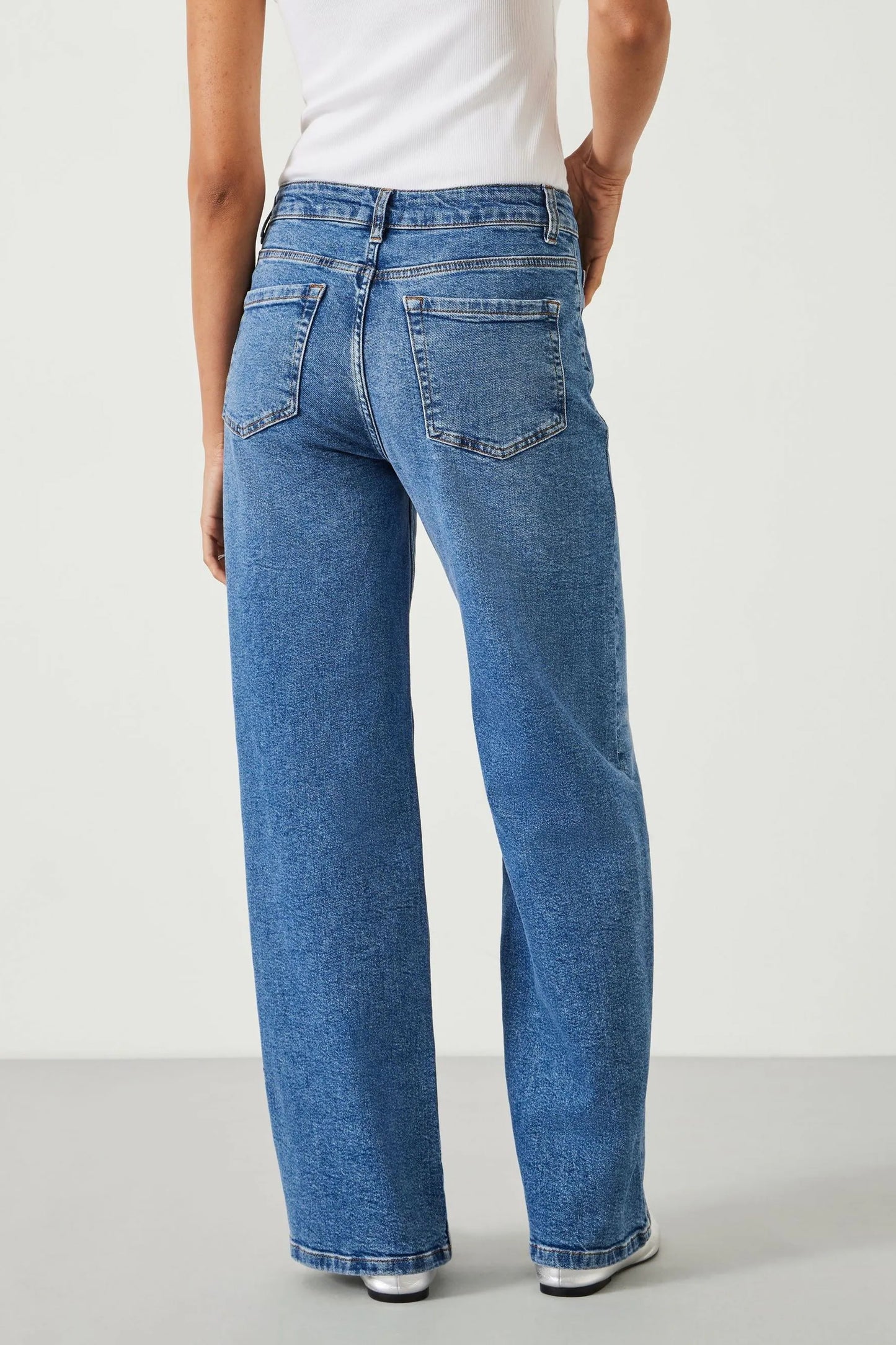 Classic Flared Jeans