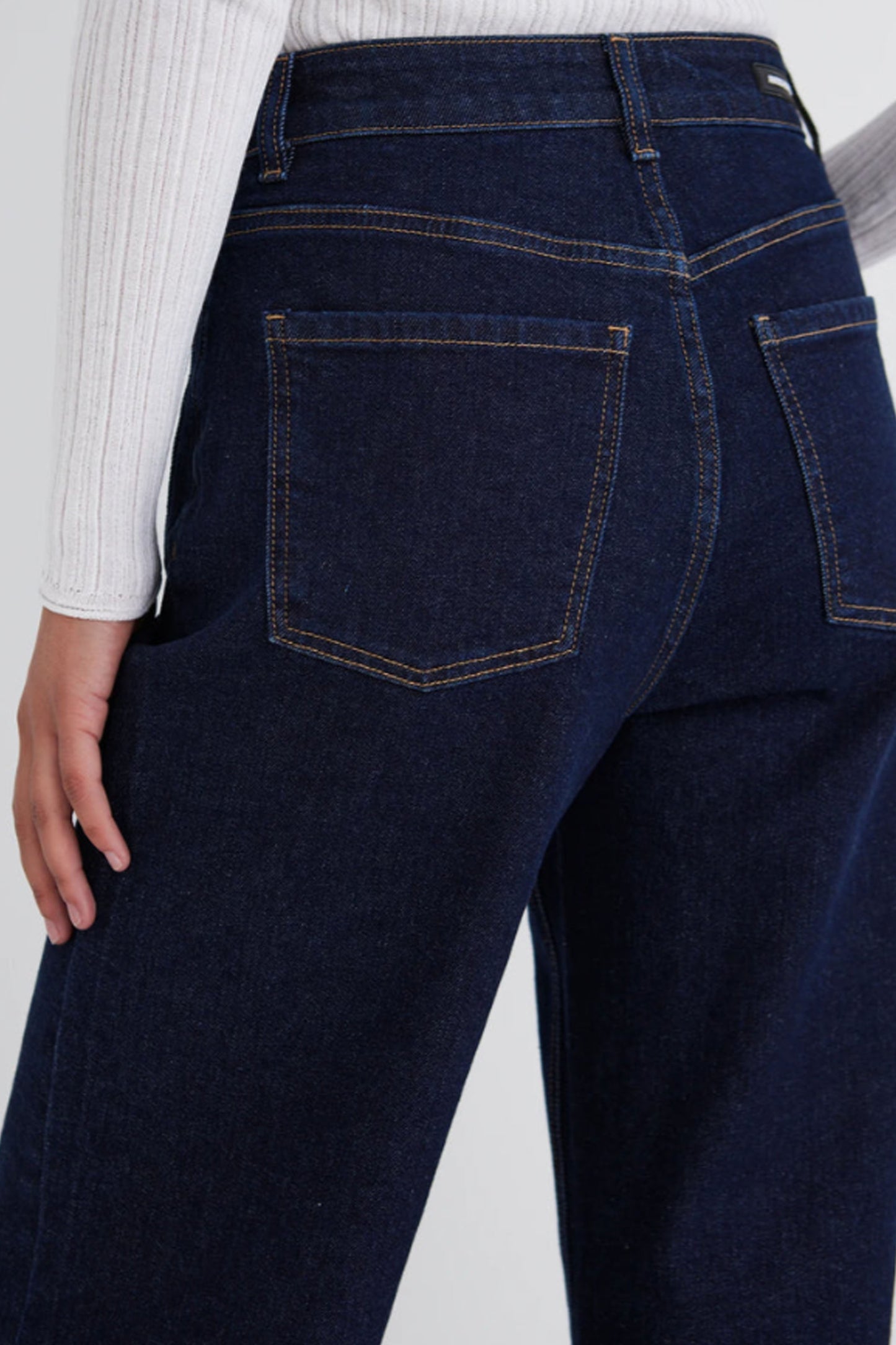 High-Waist Fit