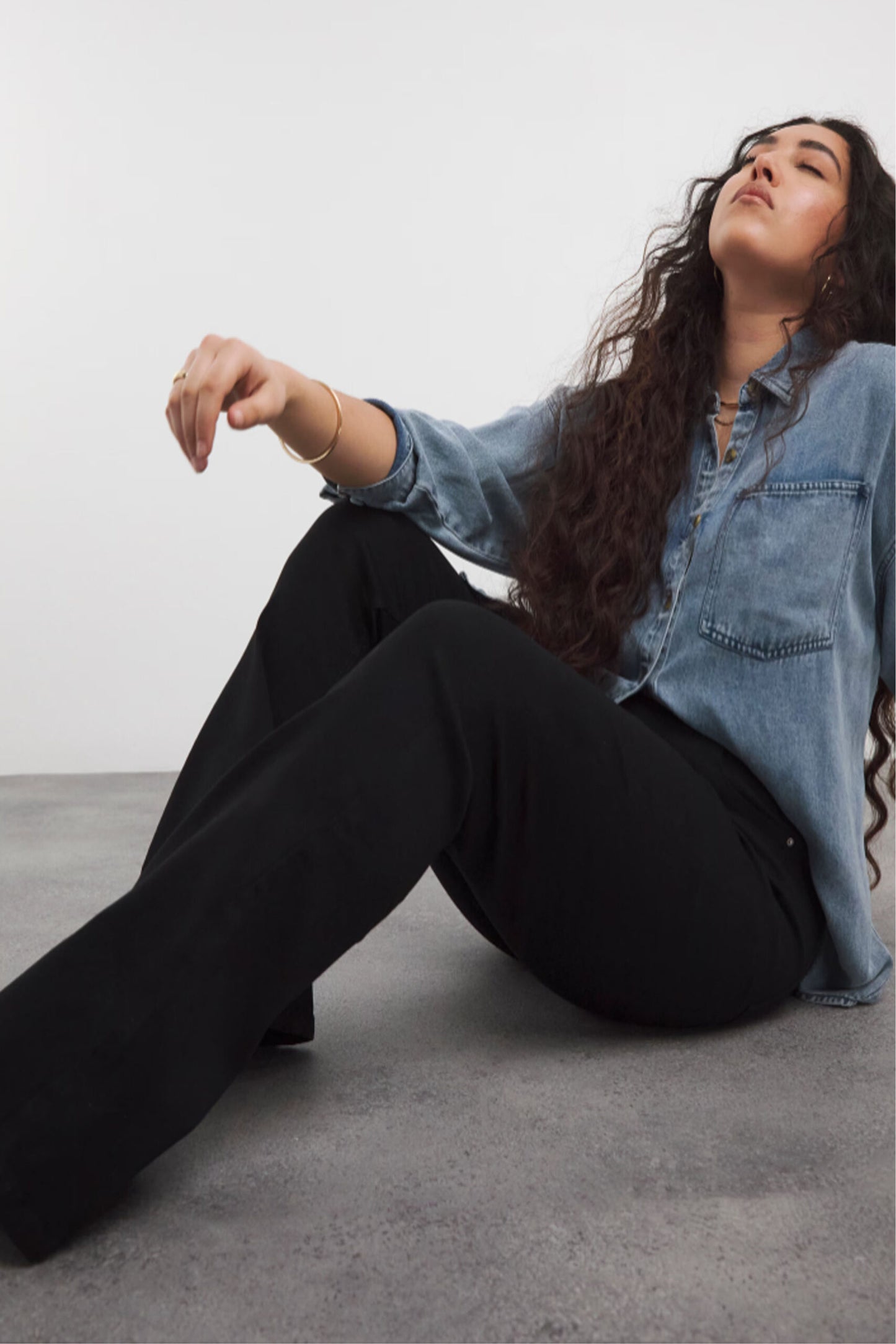 Black Flared Highwaist Super Stretch Jean