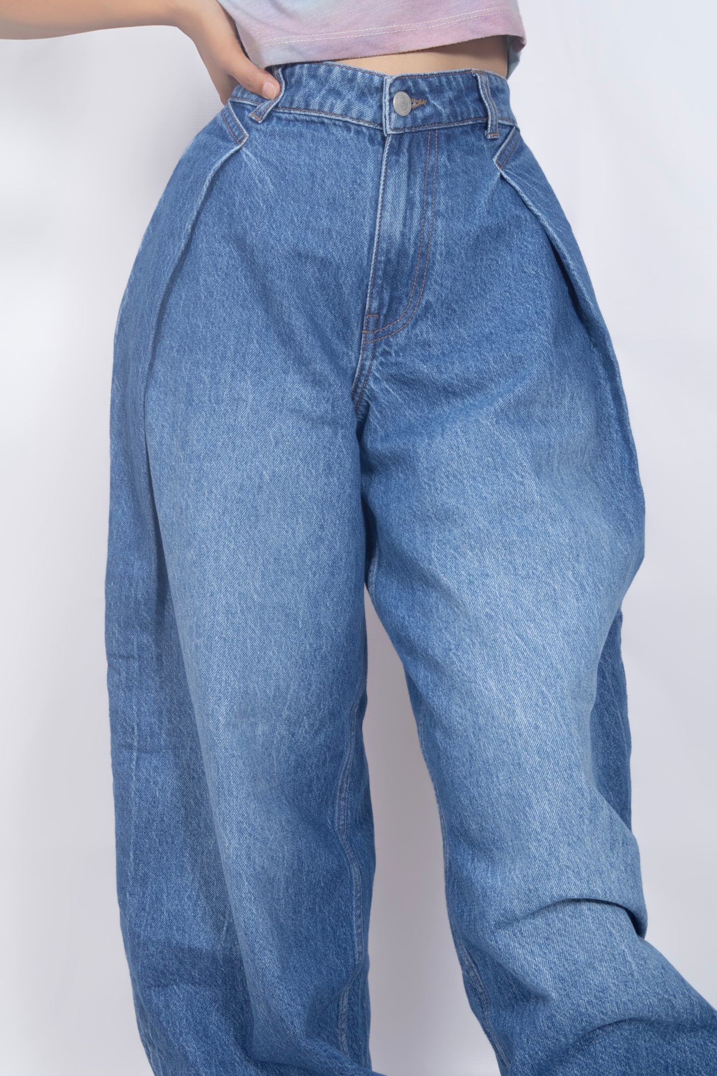 Designer Women's Wide Leg Loose Fit Denim Jeans - High Rise Denim