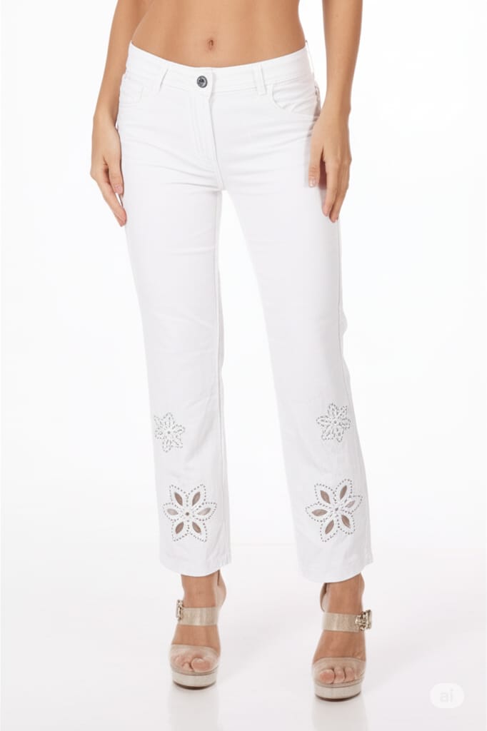 Minor defected Capri Jeans with Intricate Floral Cutwork