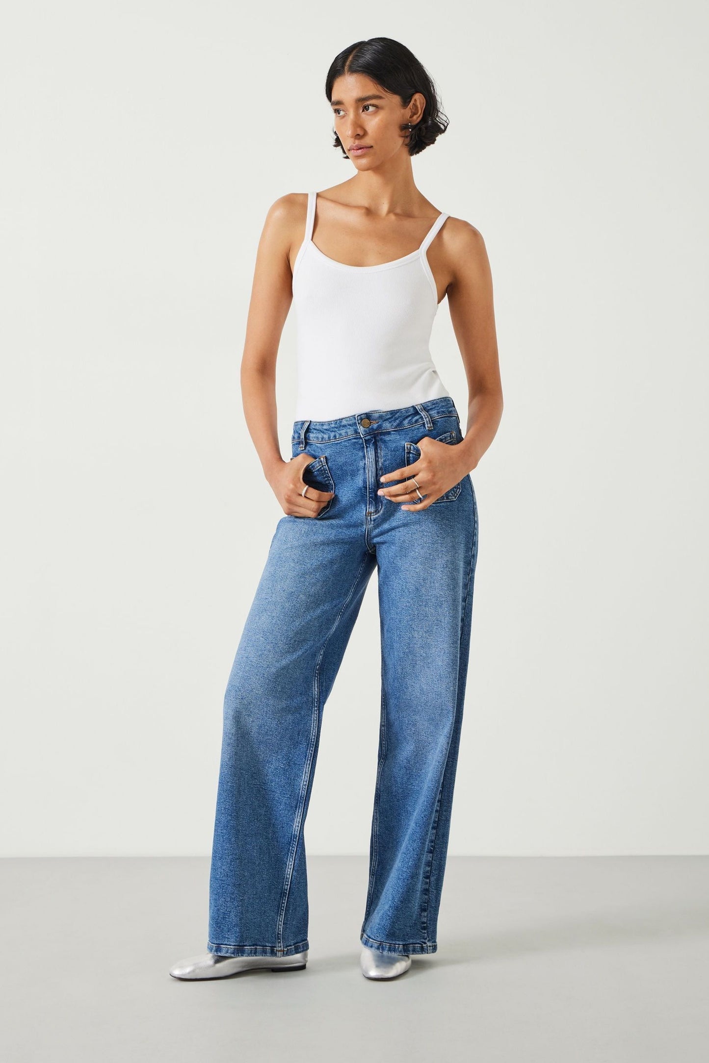 Classic Flared Jeans