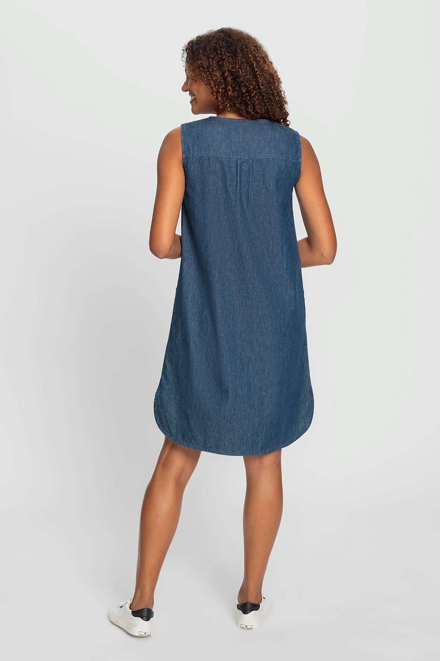 Women’s Casual Sleeveless Denim Dress with Zipper Detail