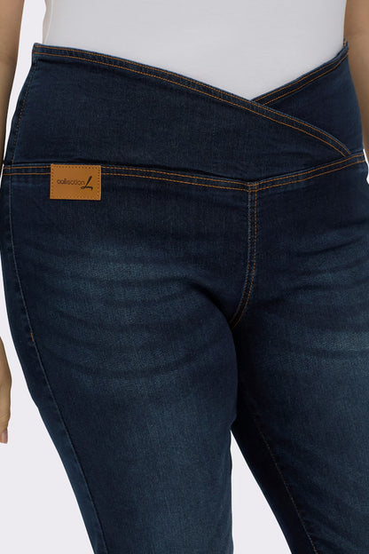 Stretch jeans with overlapping waistband