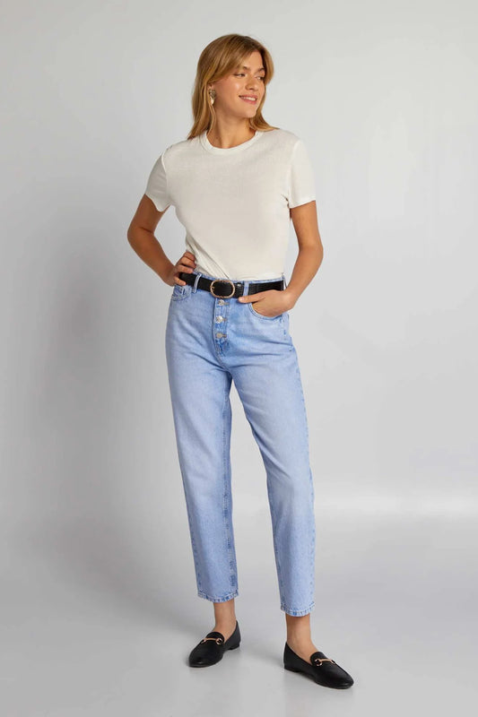Mom's button-up stone washed  jeans