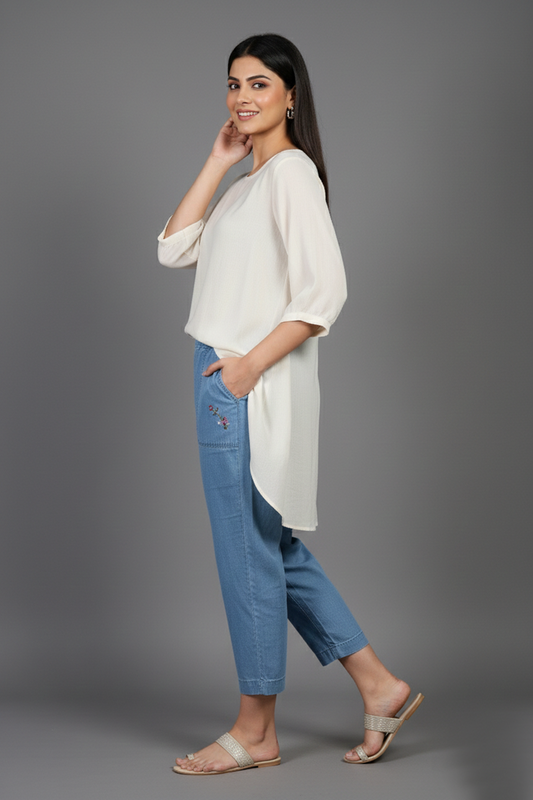 Women’s Premium Light-Wash Denim Pull-On Pants – Floral Embroidery Edition