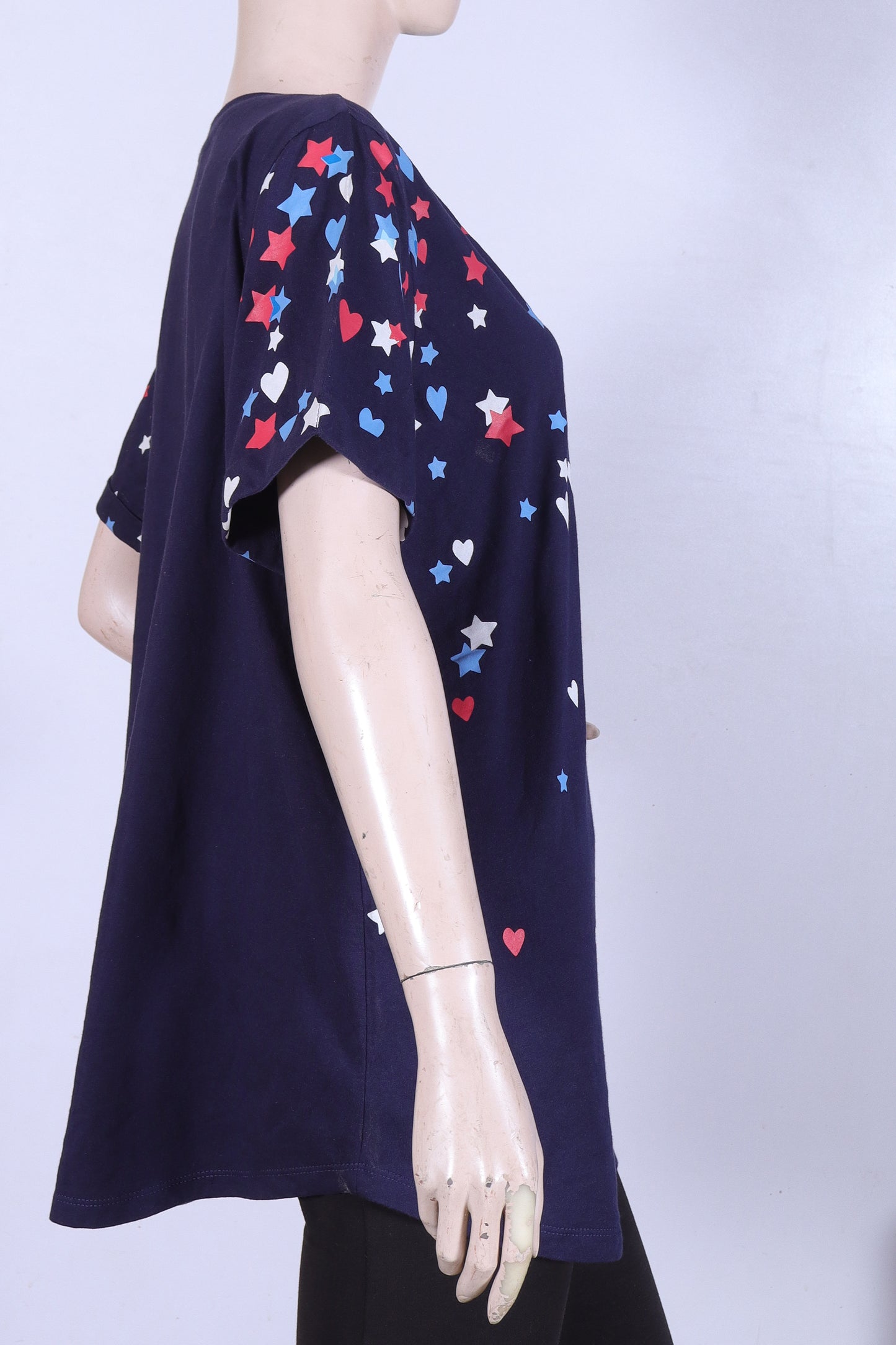 Stars & Hearts Oversized V-Neck Tee – Navy Blue