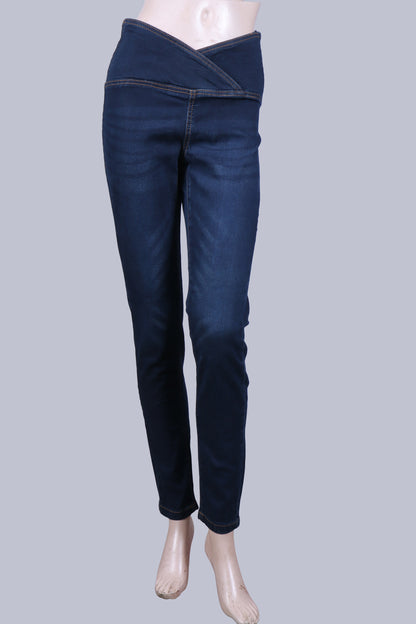 Stretch jeans with overlapping waistband