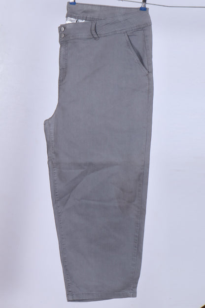 The Essential Wide-Leg Trouser Grey