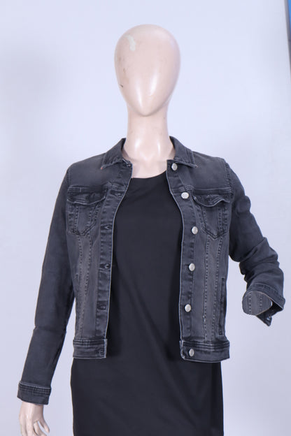 The Essential Black Denim Trucker Jacket  Classic Wash