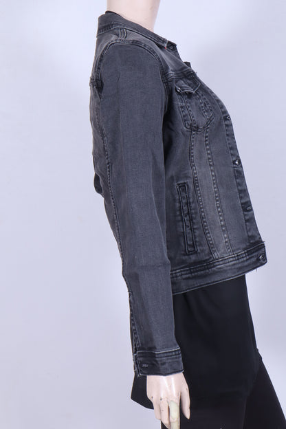 The Essential Black Denim Trucker Jacket  Classic Wash