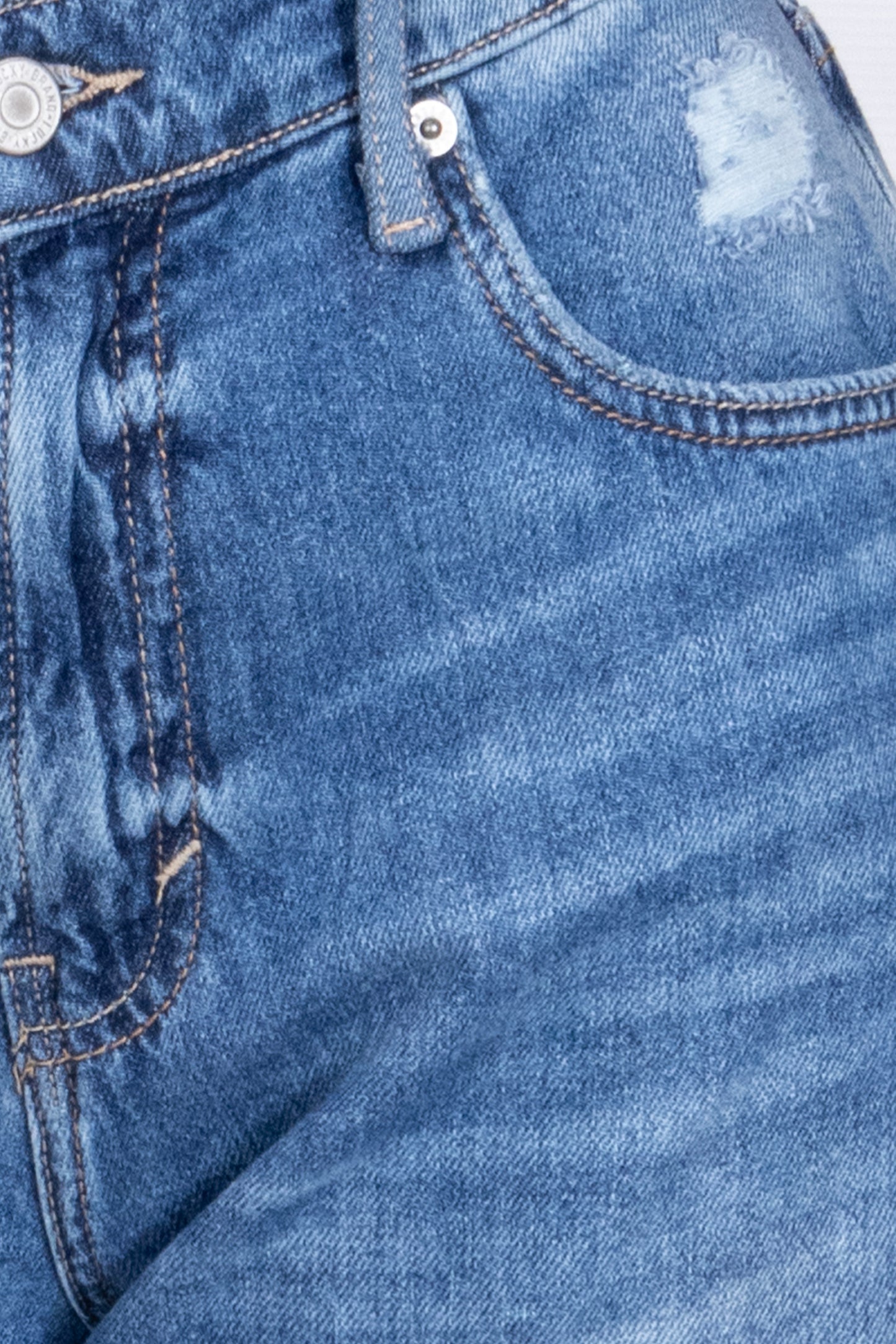 High‑Rise Wide‑Legged Jeans