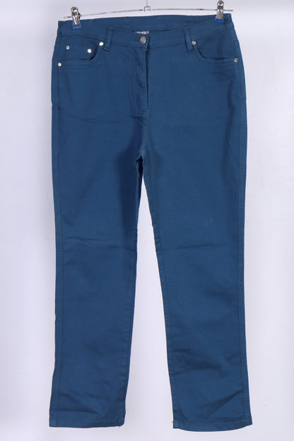 Straight-Leg Five-Pocket Pants: The Modern Classic