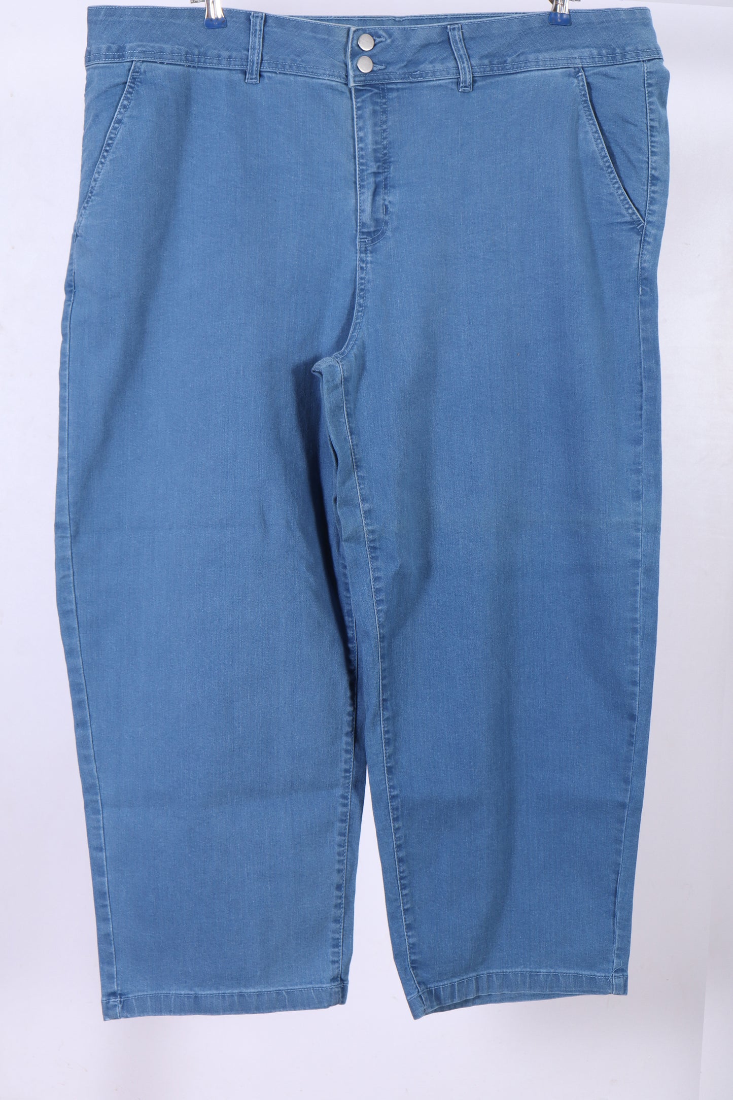 The Essential Wide-Leg Trouser