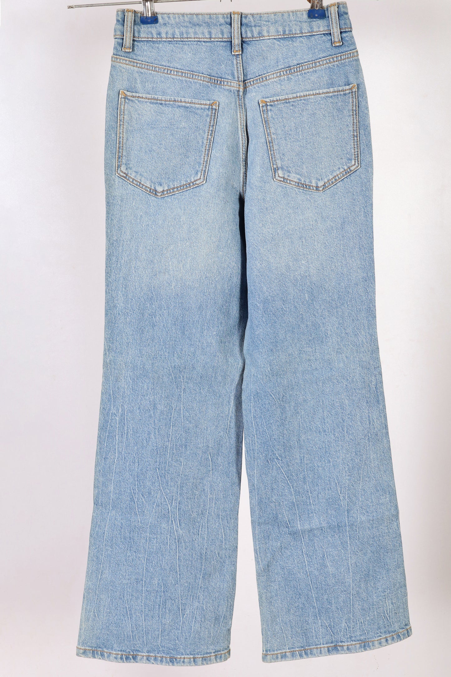 Light Wash Wide-Leg Flare Jeans – Retro Chic for Teens