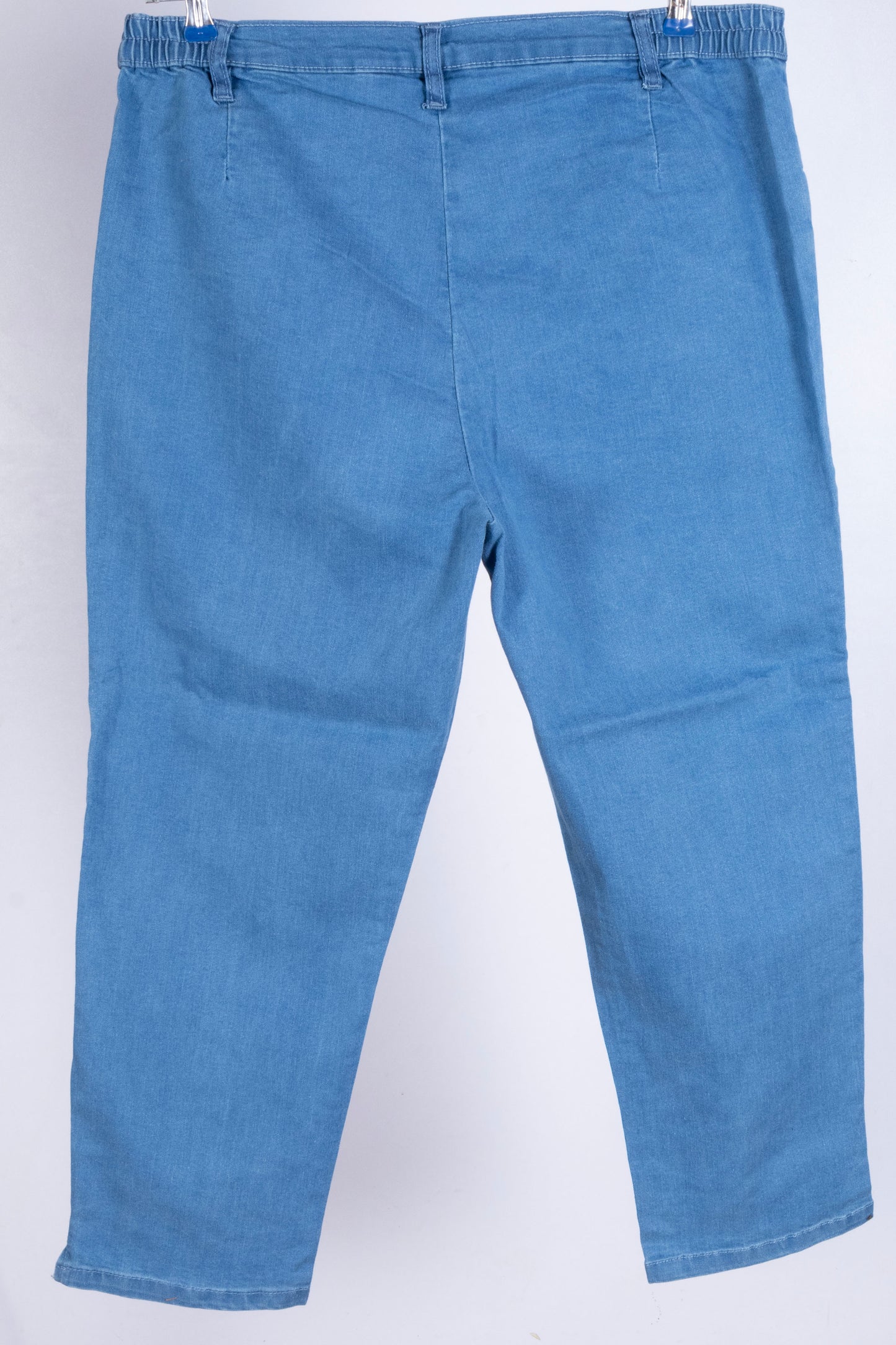 Women's Light Blue Stretch Denim Capri Pants