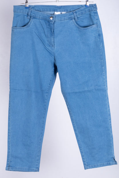 Women's Light Blue Stretch Denim Capri Pants