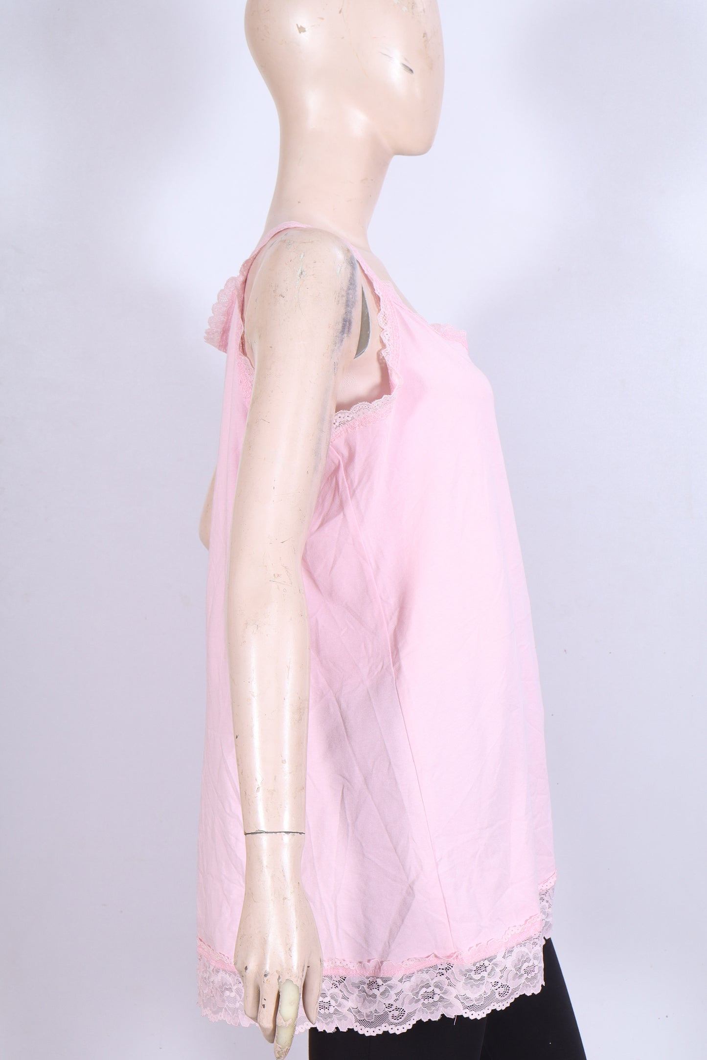 Feminine Lace-Trim Camisole
