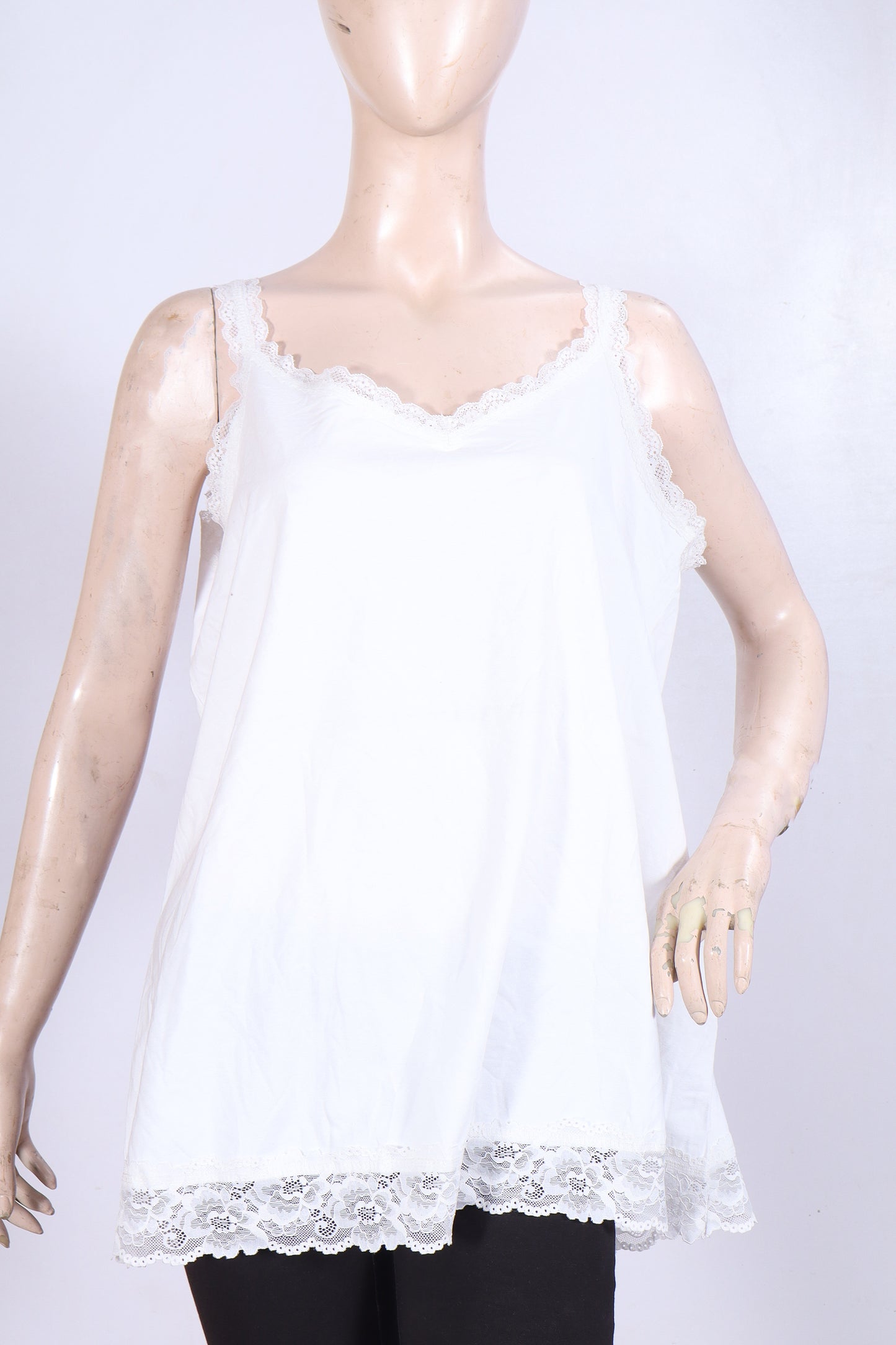 Feminine Lace-Trim Camisole