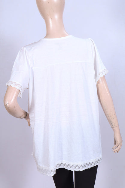 Vintage-Inspired Lace & Pintuck Jersey Tunic – Soft