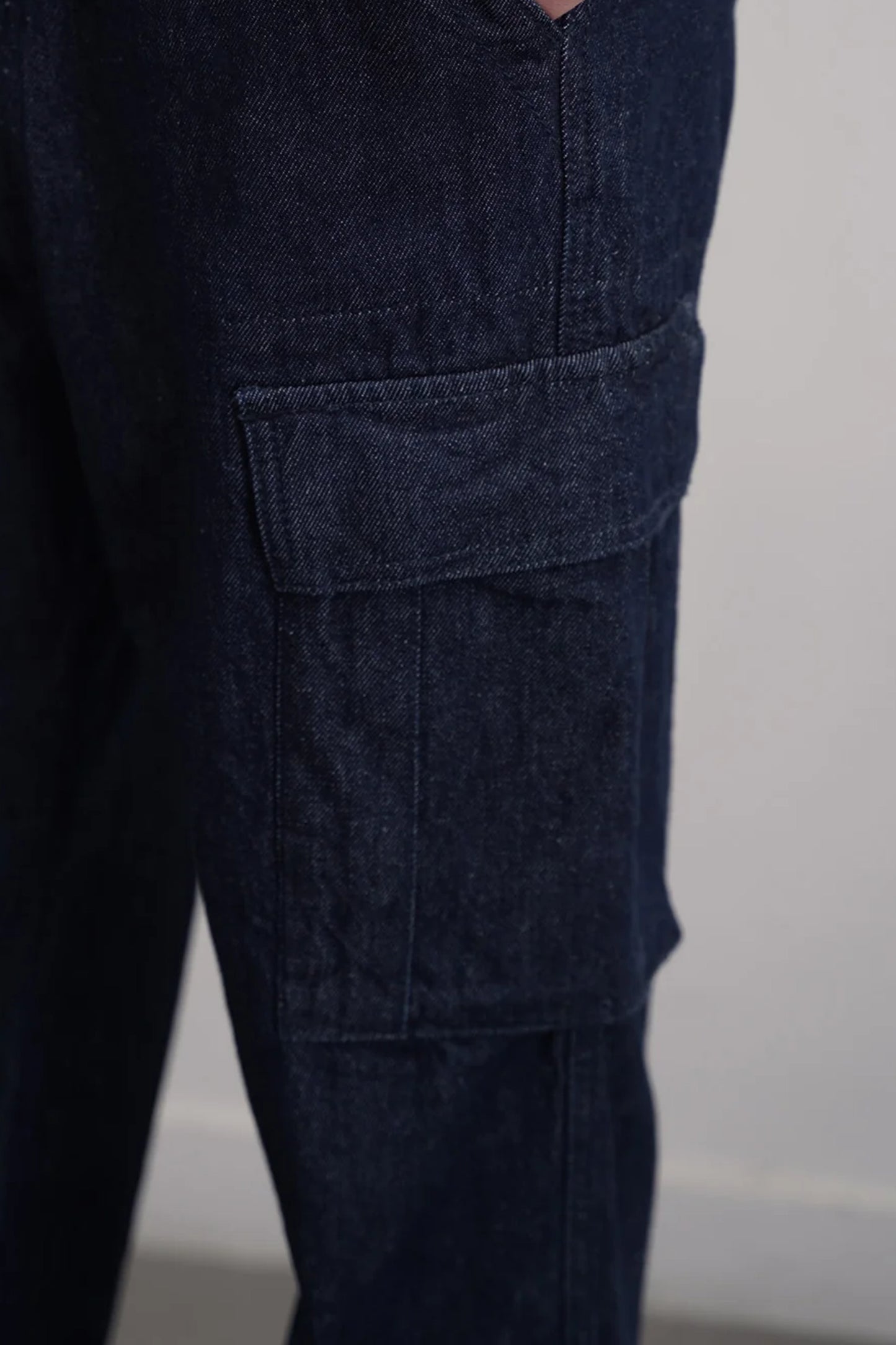 RELAXED CARGO UNISEX JEANS