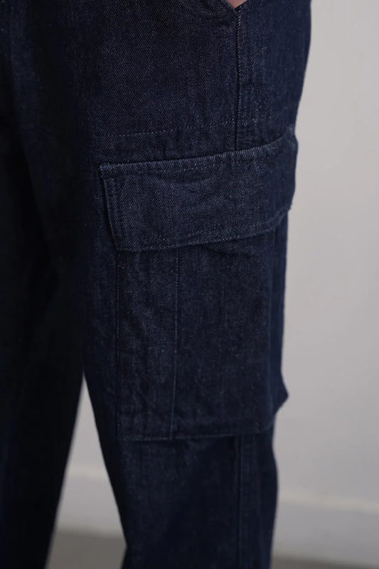 Relaxed Cargo Jeans