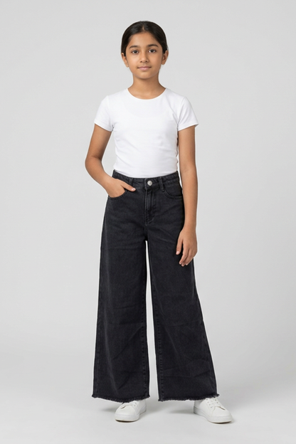 High-Rise Wide-Leg Raw Hem Jeans – Washed Black