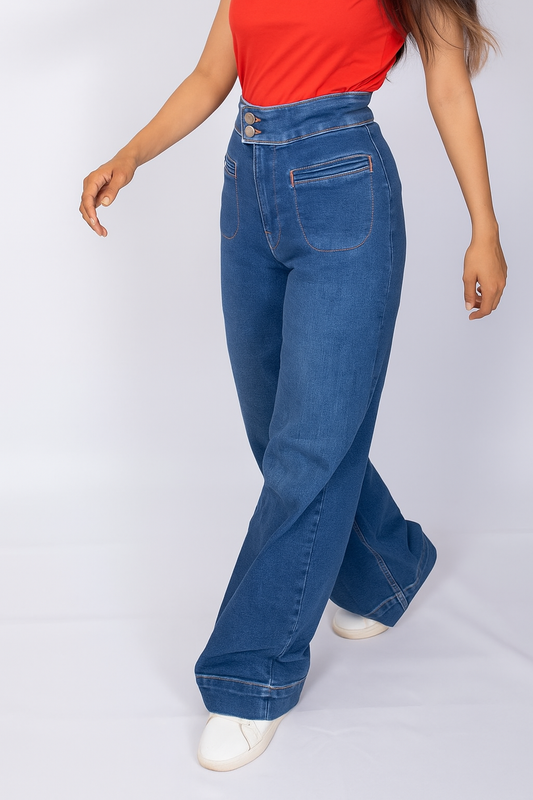 Dual-Button Wide-Legged Jeans