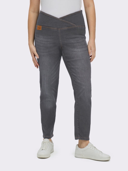 Stretchable jeggings with overlapping waist band